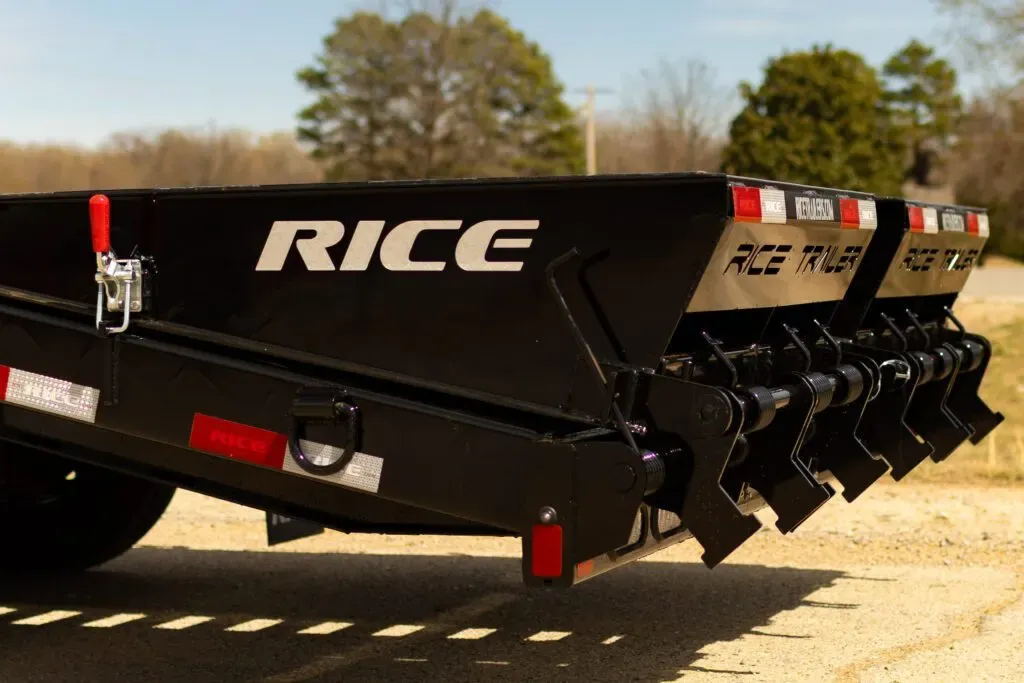 15,990# Deckover Gooseneck trailer, photo 5