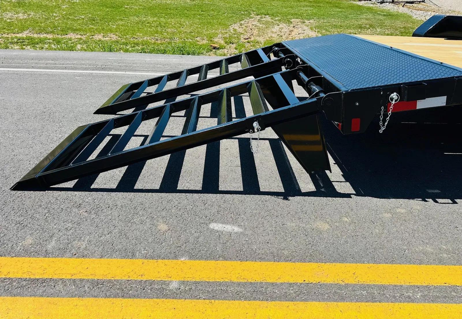 16,000# Equipment Work Series trailer, photo 2