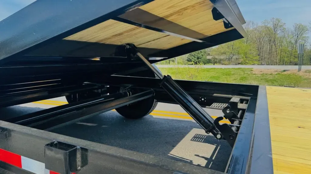 16,000# Partial Tilt Work Series trailer