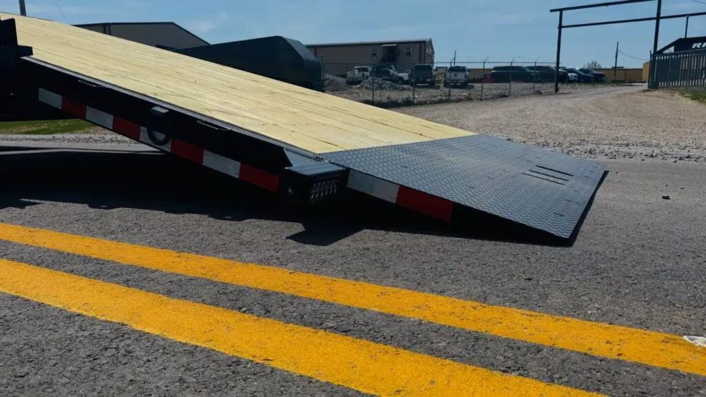 16,000# Partial Tilt Work Series trailer, photo 5
