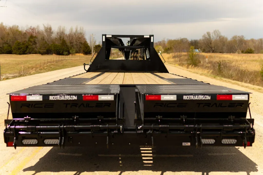 23,990# Deckover Gooseneck trailer, photo 6