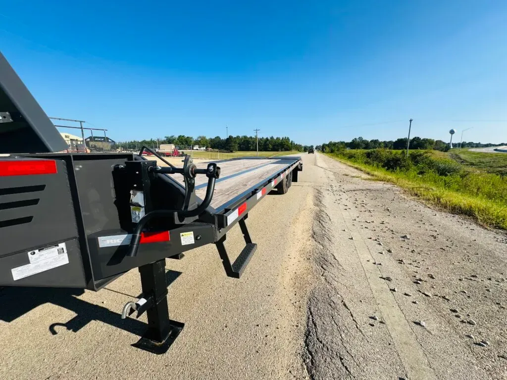 23,990# Deckover Pintle trailer, photo 7